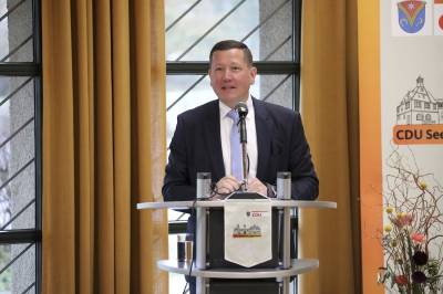 Brgermeister Alexander Kreissl sprach ein Gruwort wobei er versicherte fr eine zweite Amstzeit anzutreten.