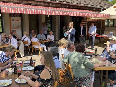 Er ging auch auf die wichtigsten Punkte seiner Landtagsbewerbung ein.