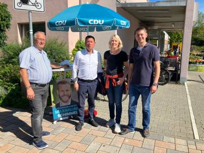 Der Infostand in Jugenheim mit Alexander Kreissl, Julia Sydow, Marco Hesser und Max Panhans bildete den Abschlu der Brgertouren.