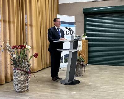 Brgermeister Alexander Kreissl nutze die Gelegenheit, um sich bei allen Untersttzern der letzten Jahre fr die Zusammenarbeit zu bedanken, bevor seine Amtszeit Ende April zu Ende geht. 