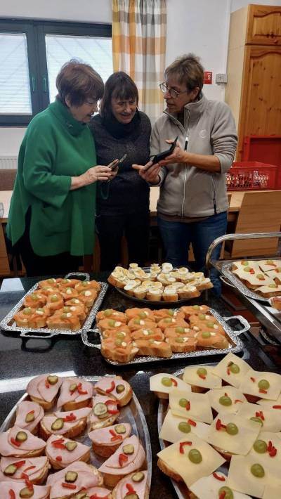 Auf die Besucher des Neujahrsempfangs wartete in Anschluss an das offizielle Programm ein leckeres Buffet. 
Vielen Dank an Marco und das Team von Gnter Hoffner!