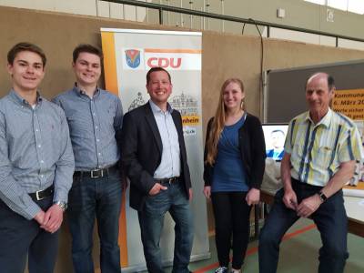 Brgermeisterkandidat Alexander Kreissl nutze den Event, um viele neue Kontakte zu knpfen.