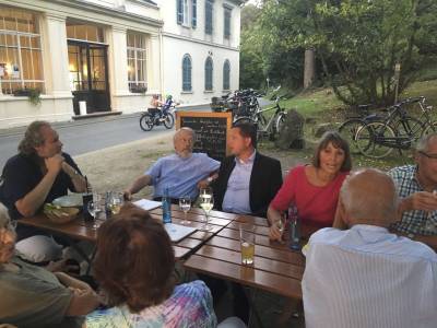 Alexander Kreissl konnte sich auch mit einigen Kunstschaffenden austauaschen