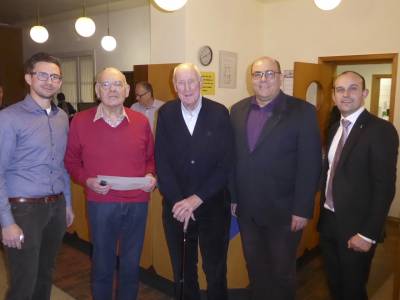 David Grimme konnte dann 3 Mitglieder fr ihr langjhriges Engagement ehren: Dr. Thomas Fischbach 30 J.und die beiden frheren Vorsitzenden Dr. Jrgen Dallwig und Harald Spalt je 40 J.