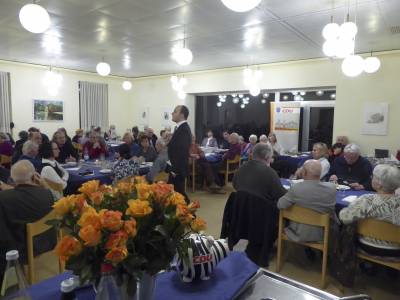 Lutz Khler ging in seiner Rede zuerst auf die Verhandlungen zur groen Koalition in Berlin ein und hob die gesicherten CDU-Positionen hervor.