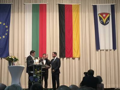 Alexander Kreissl leistete den Diensteid gem der Hessischen Verfassung.