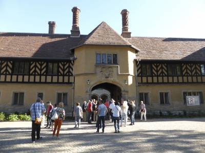 Bekannt wurde der Cecilienhof durch die Potsdamer Konferenz 1945.