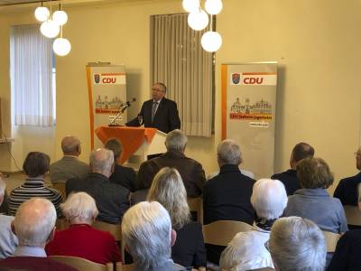 Panhans freute sich den Prsidenten des hessischen Landtags Norbert Kartmann als Gastredner begren zu drfen.