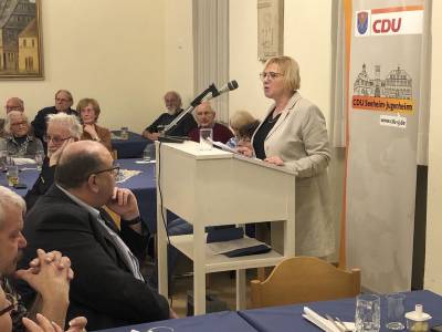 Unser Gast Birgit Heitland, MdL berichtete aus der Landespolitik und hier speziell von dem Programm 