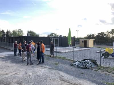 Alle waren sich einig ber den sehr positiven Eindruck der gesamten Anlage mit der ntigen Kapazittserweiterung fr die Kinderbetreuung.